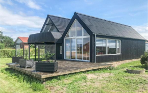 3 Bedroom Nice Home In Knebel in Knebel